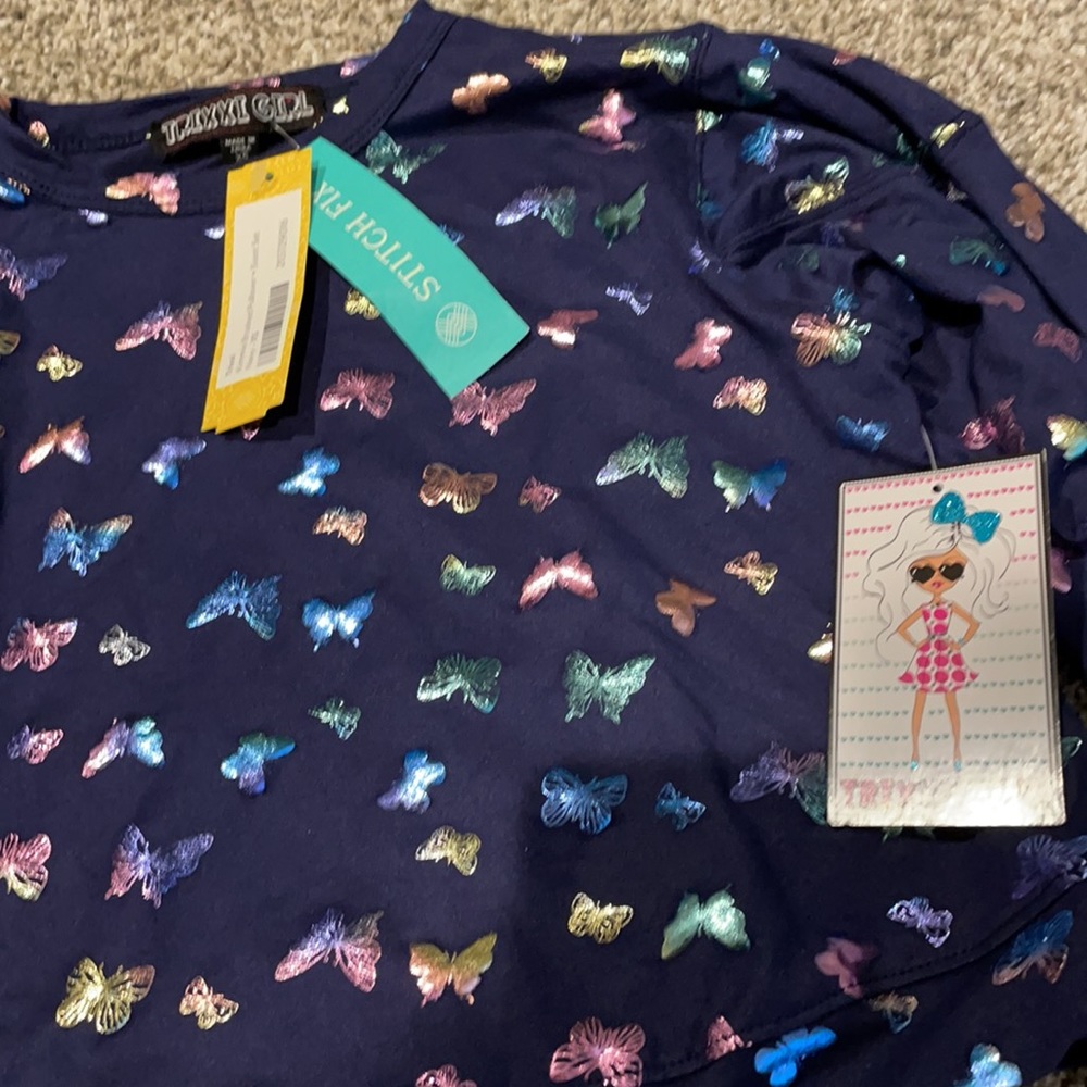 Pullover and Short set